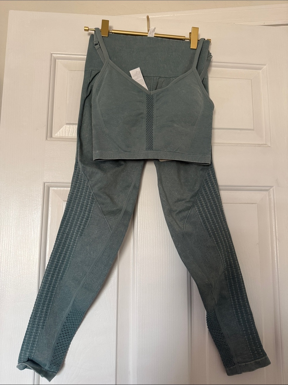 Fabletics V-Neck Crop Top & Legging Set - Sage Green